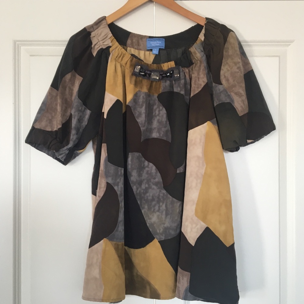 Geometric Pattern Tunic/Blouse